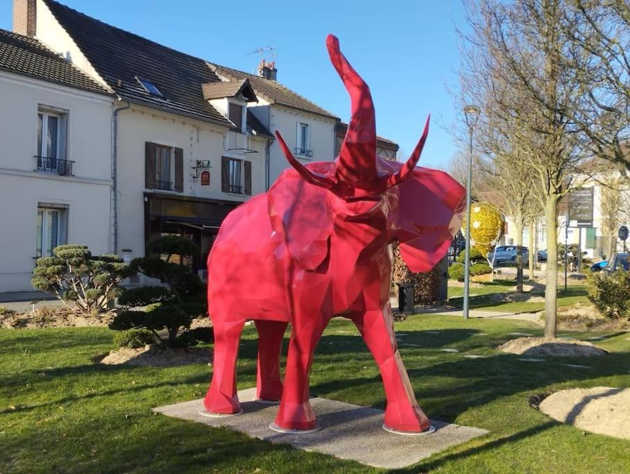 Appartement 2, Jardin, Collation, 5 Min De L'Aeroport Cdg Le Mesnil-Amelot Luaran gambar
